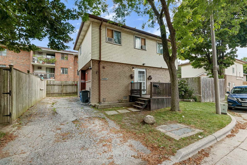 1180 Heathfield Court
