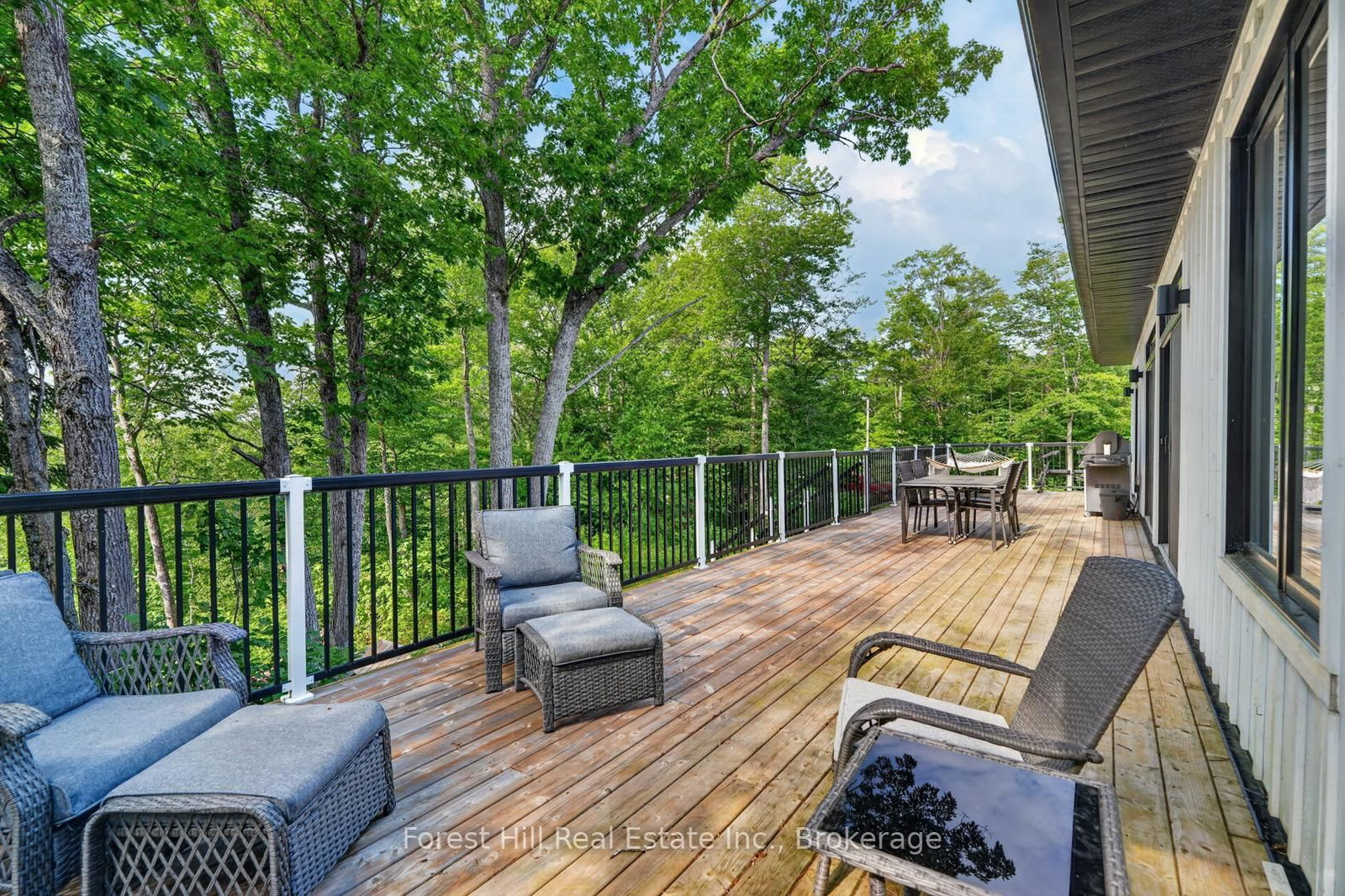 1065 Pine Lane S • Lake of Bays, ON photo 32