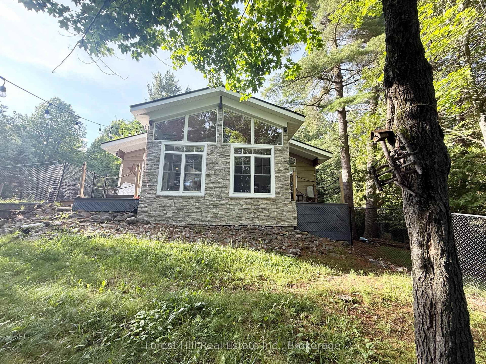 935 Limberlost Point Road • Parry Sound Remote Area, ON photo 4