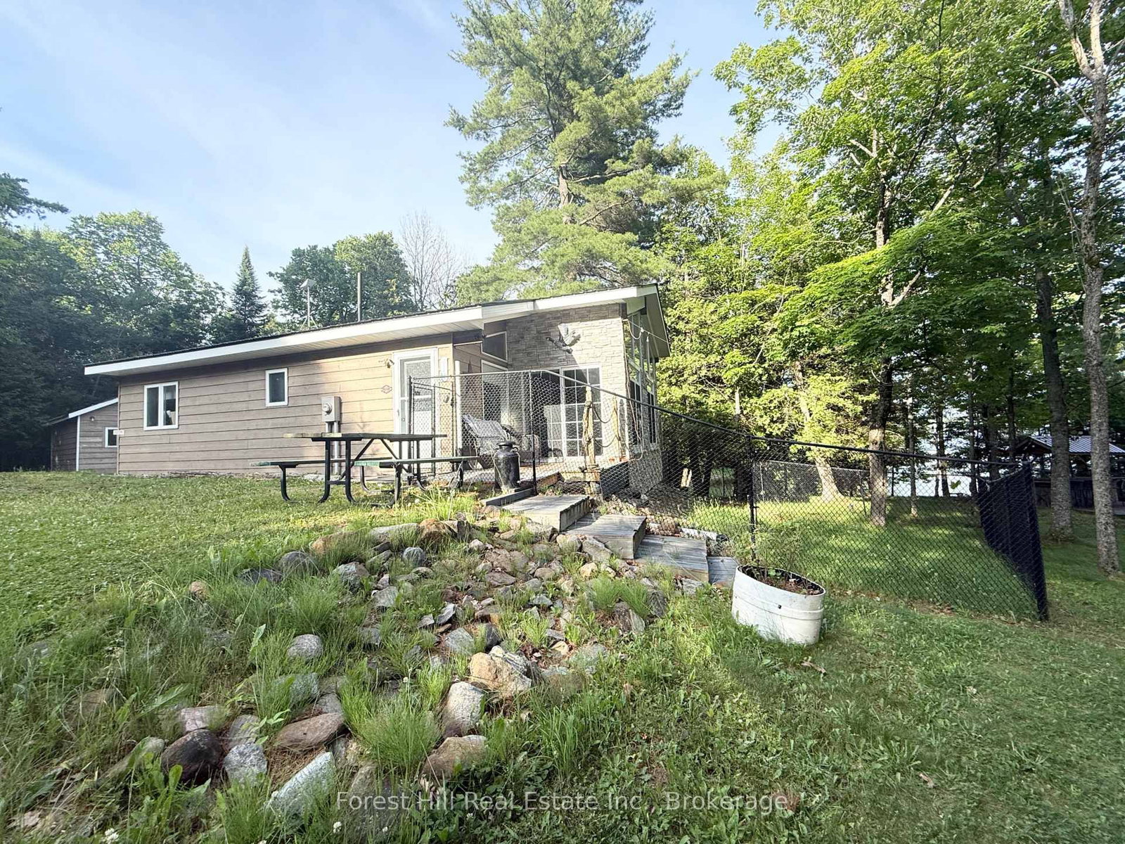 935 Limberlost Point Road • Parry Sound Remote Area, ON photo 6