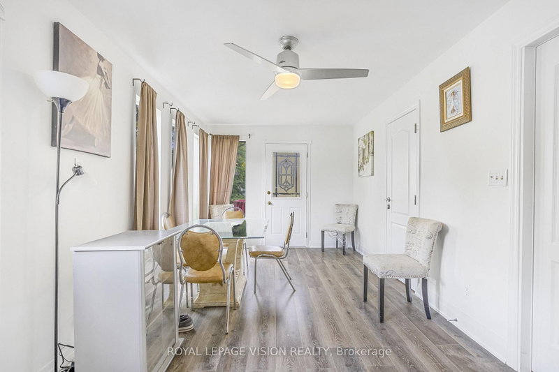 43 Lavinia St N photo 4