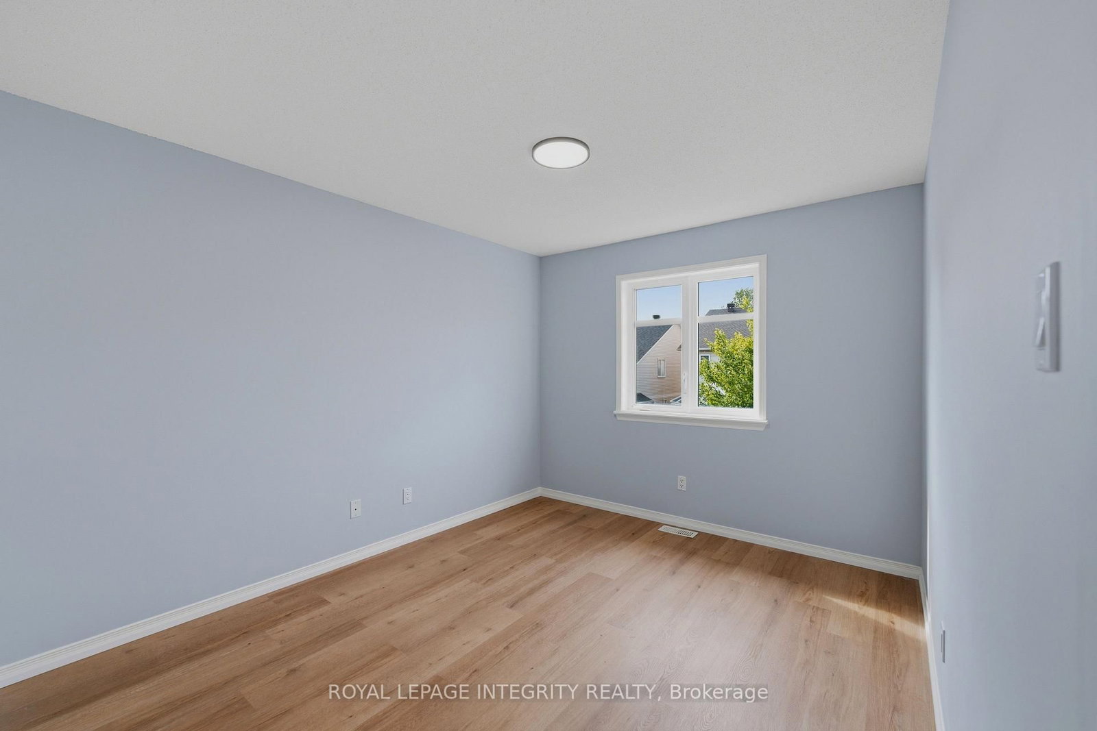 160 DEERCROFT Avenue • Ottawa, ON photo 25