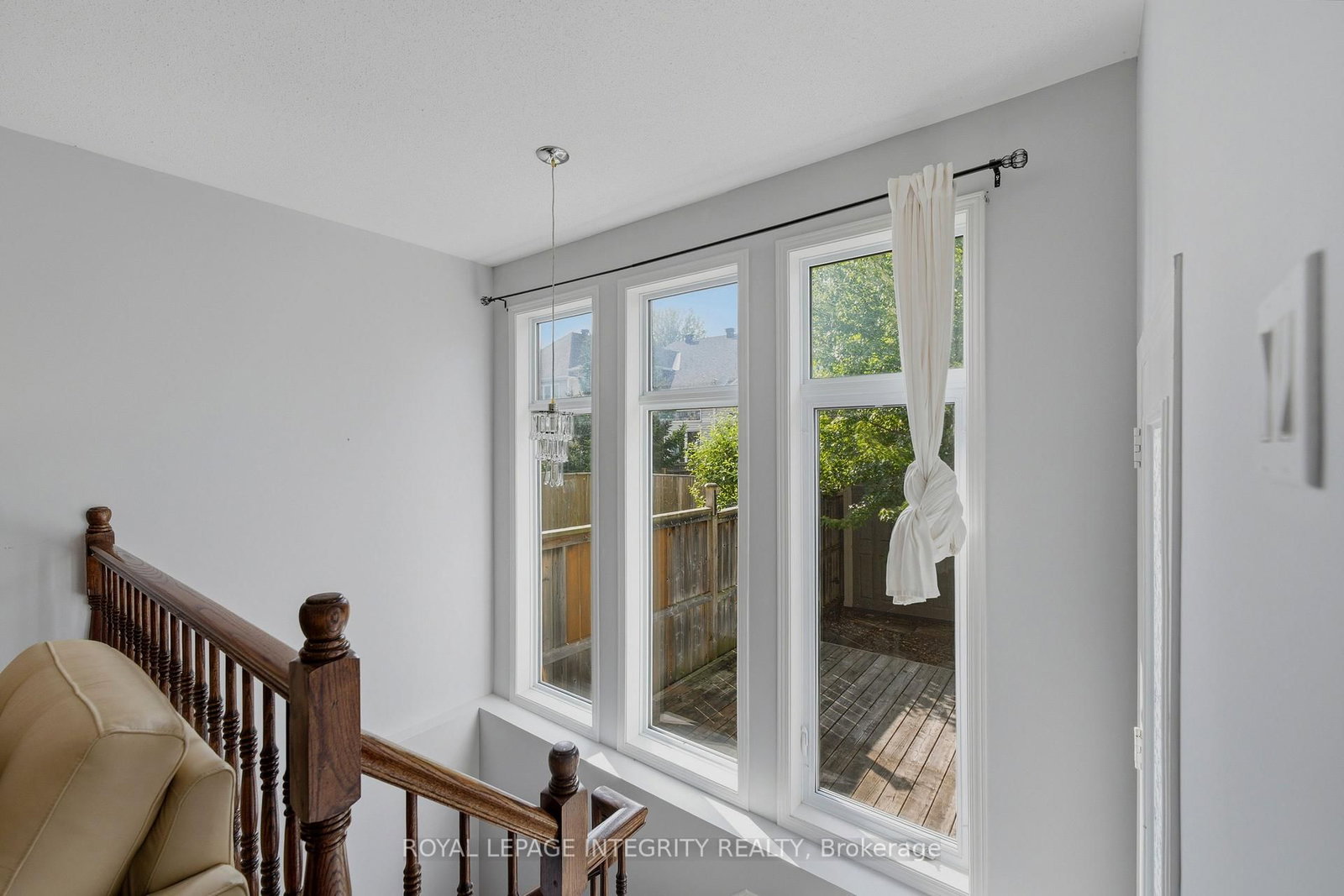 160 DEERCROFT Avenue • Ottawa, ON photo 27