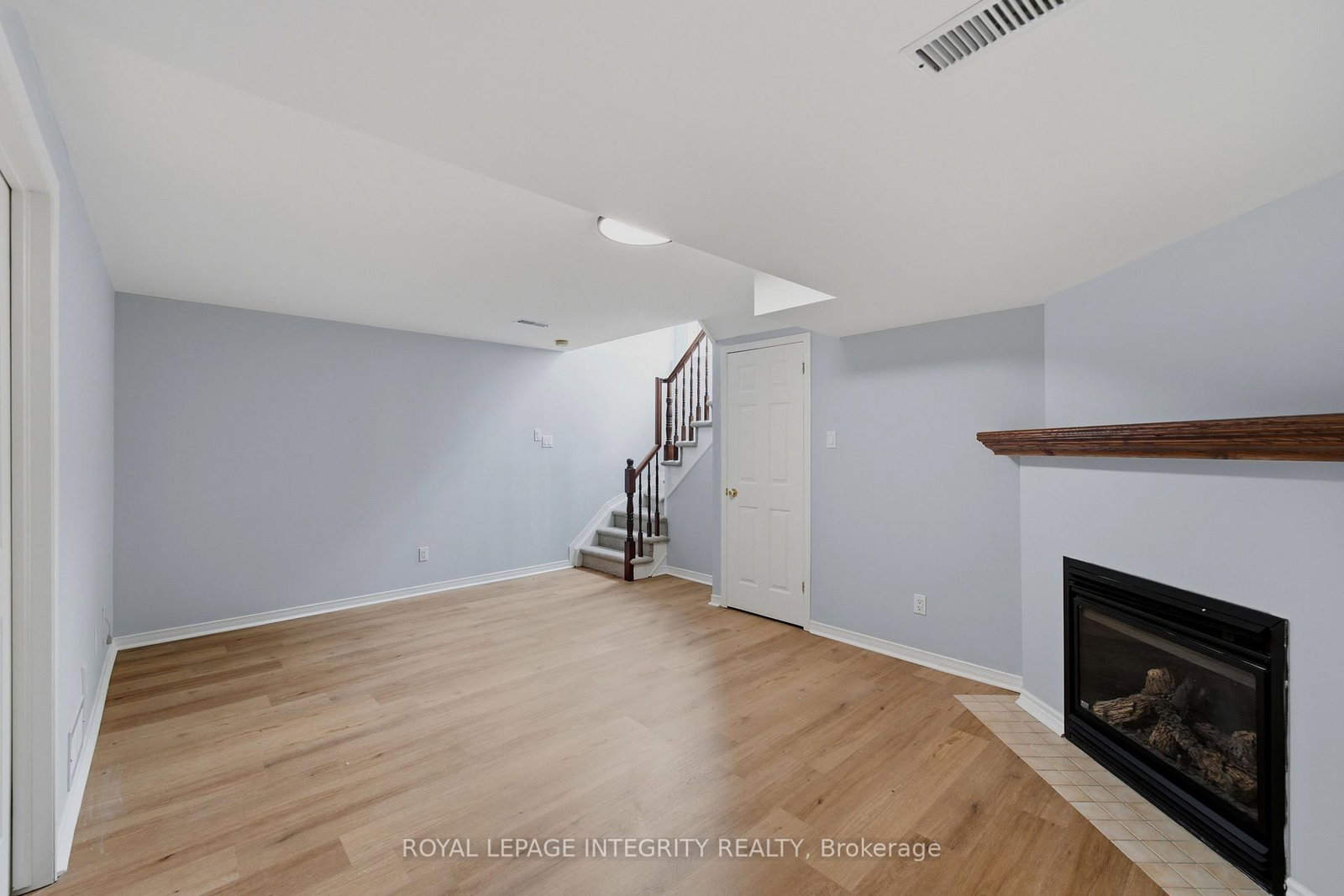 160 DEERCROFT Avenue • Ottawa, ON photo 29