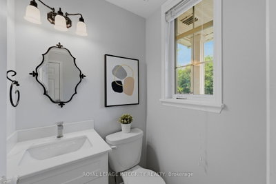 160 DEERCROFT Avenue • Ottawa, ON photo 5