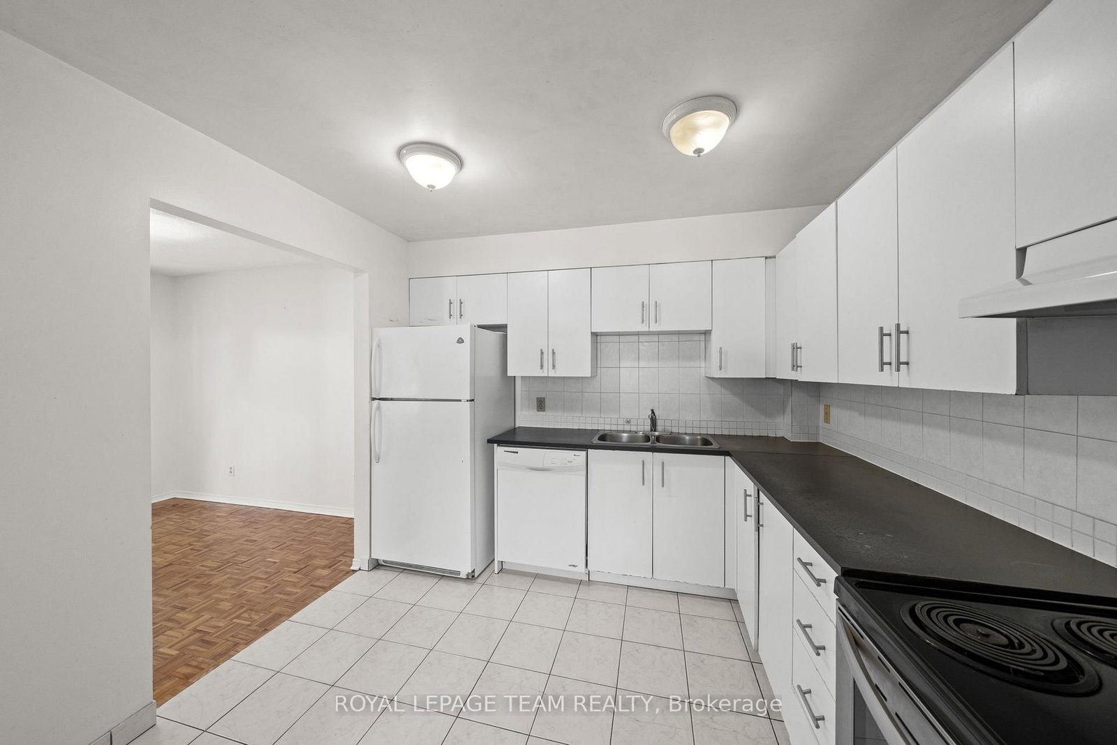 1991 Banff Avenue • Ottawa, ON photo 17