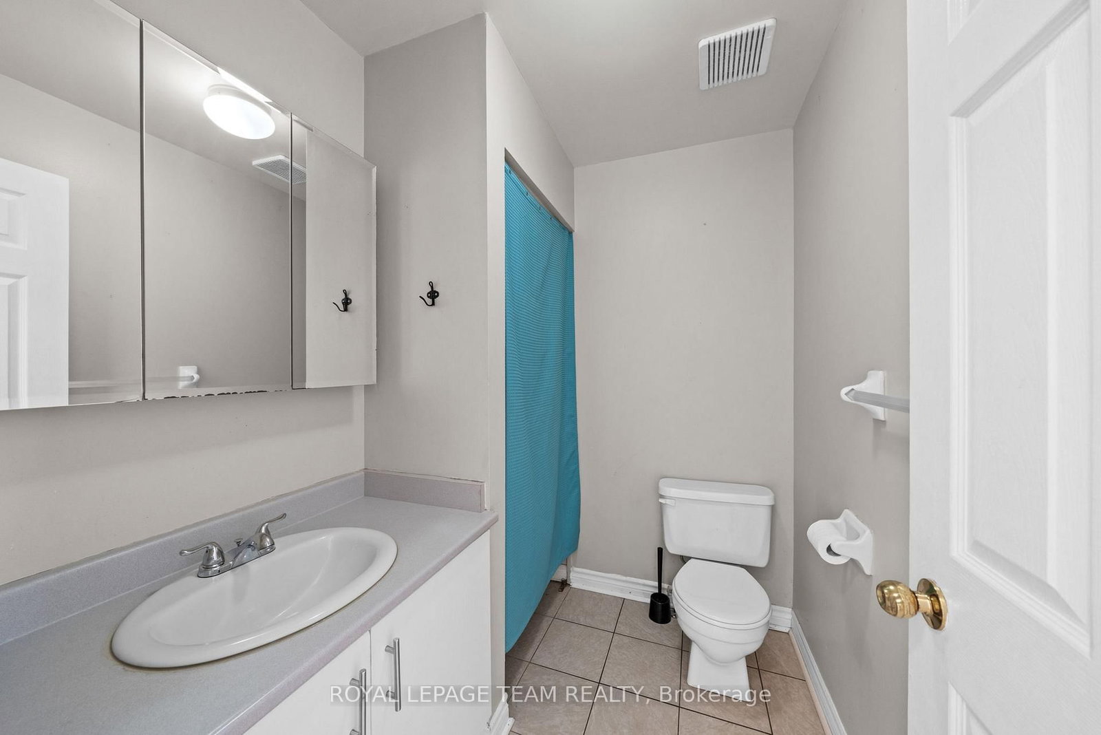 1991 Banff Avenue • Ottawa, ON photo 25