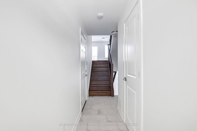 752 St. John Street