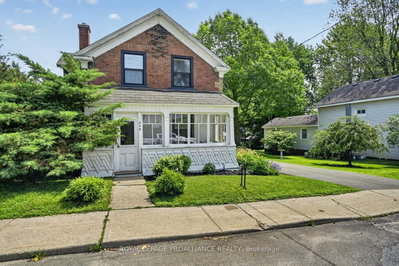 346 Russell Street • Prescott, ON photo 2