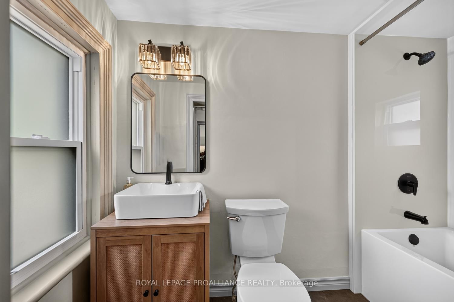 346 Russell Street • Prescott, ON photo 25