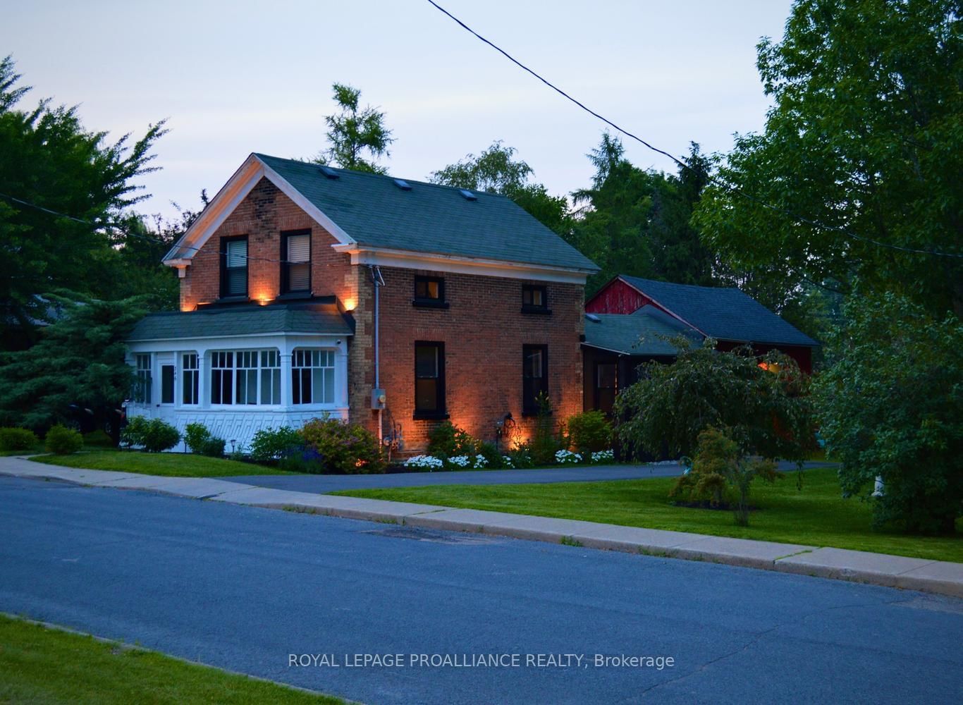 346 Russell Street • Prescott, ON photo 4