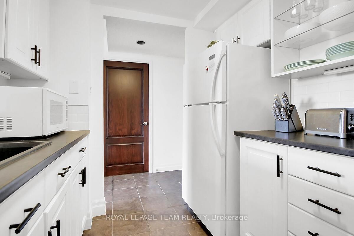 35 Holland Avenue • #608 • Ottawa, ON photo 13