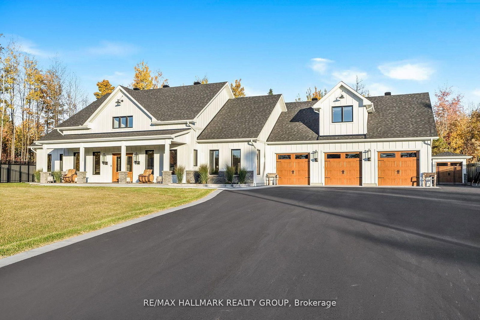 55 De La Seignerie Estates E • Champlain, ON photo 1