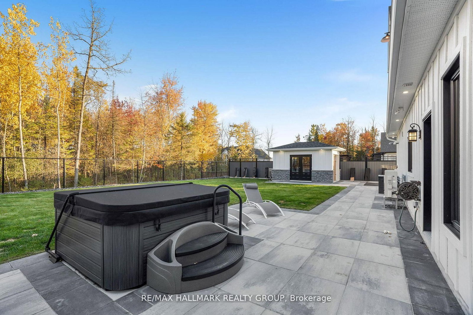 55 De La Seignerie Estates E • Champlain, ON photo 11
