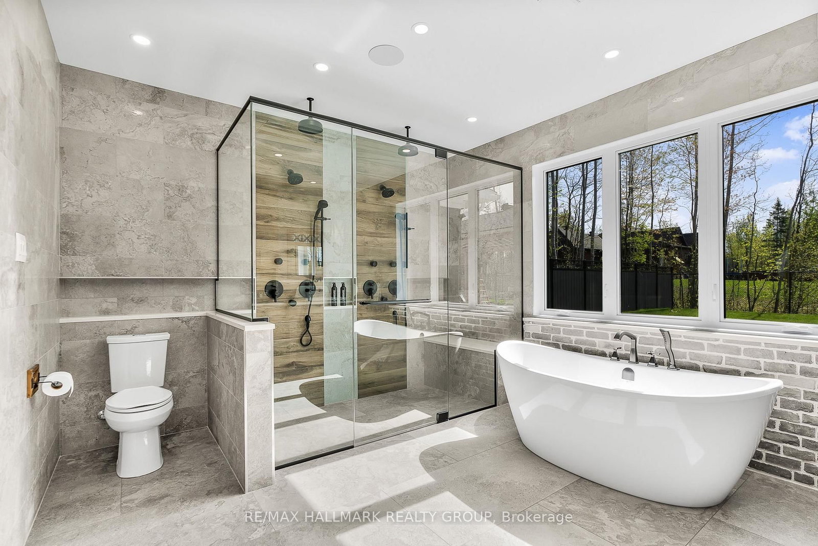 55 De La Seignerie Estates E • Champlain, ON photo 59