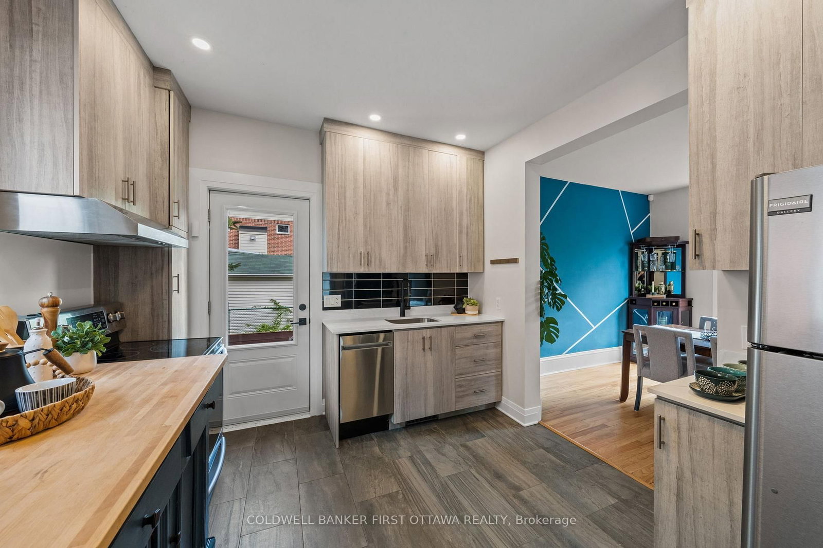 25 Clegg Street • Ottawa, ON photo 8