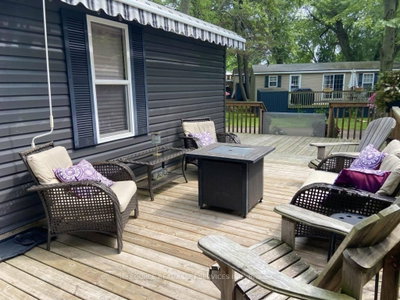 486 County Road 18, • #FGL26 • Prince Edward County, ON photo 4