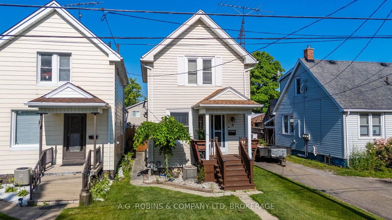 4 Clifford Avenue
