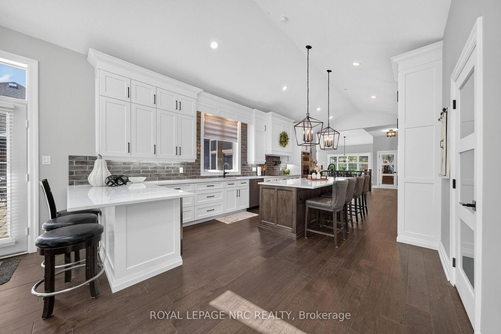 410 Kingsway Road • Welland, ON photo 12