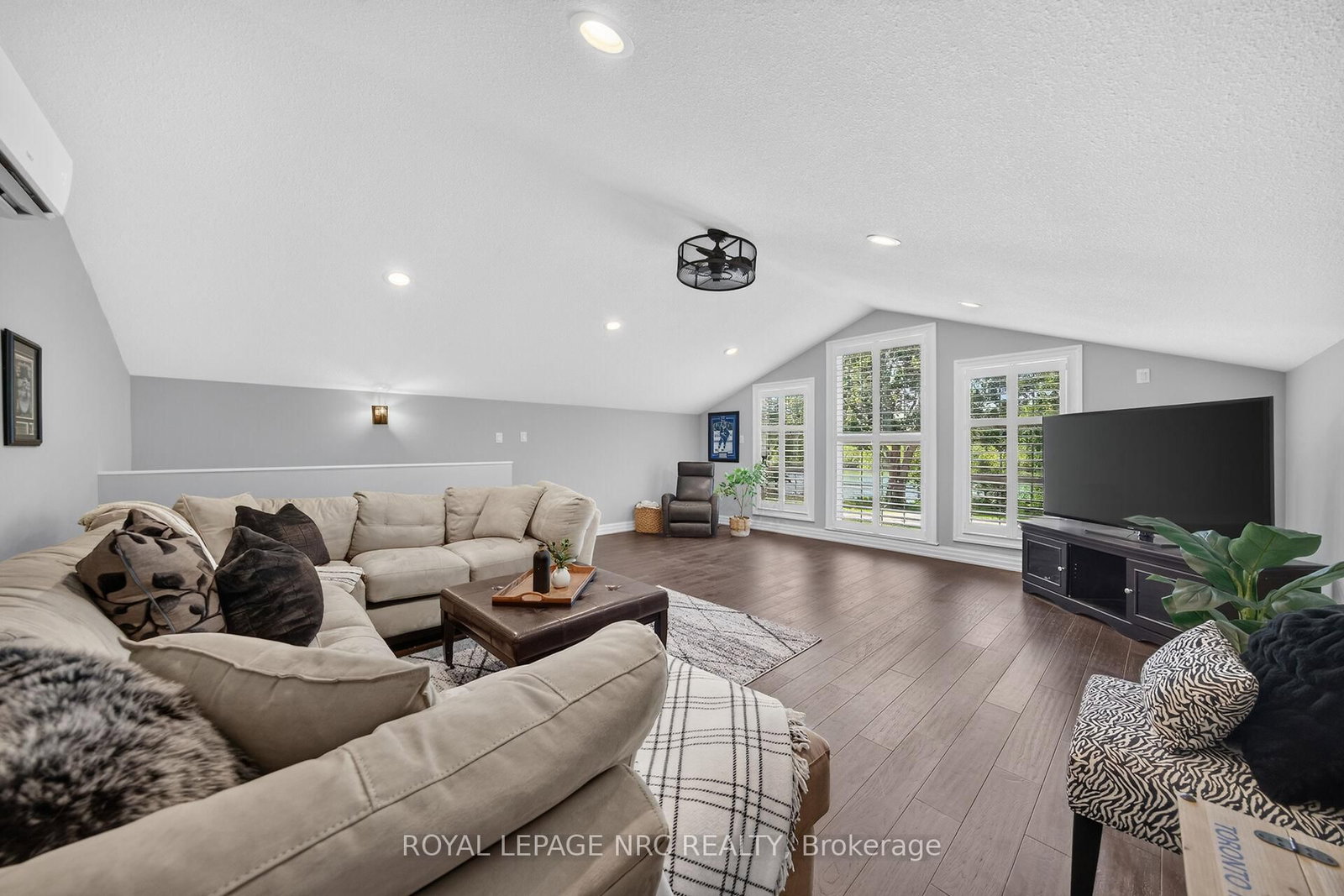 410 Kingsway Road • Welland, ON photo 32