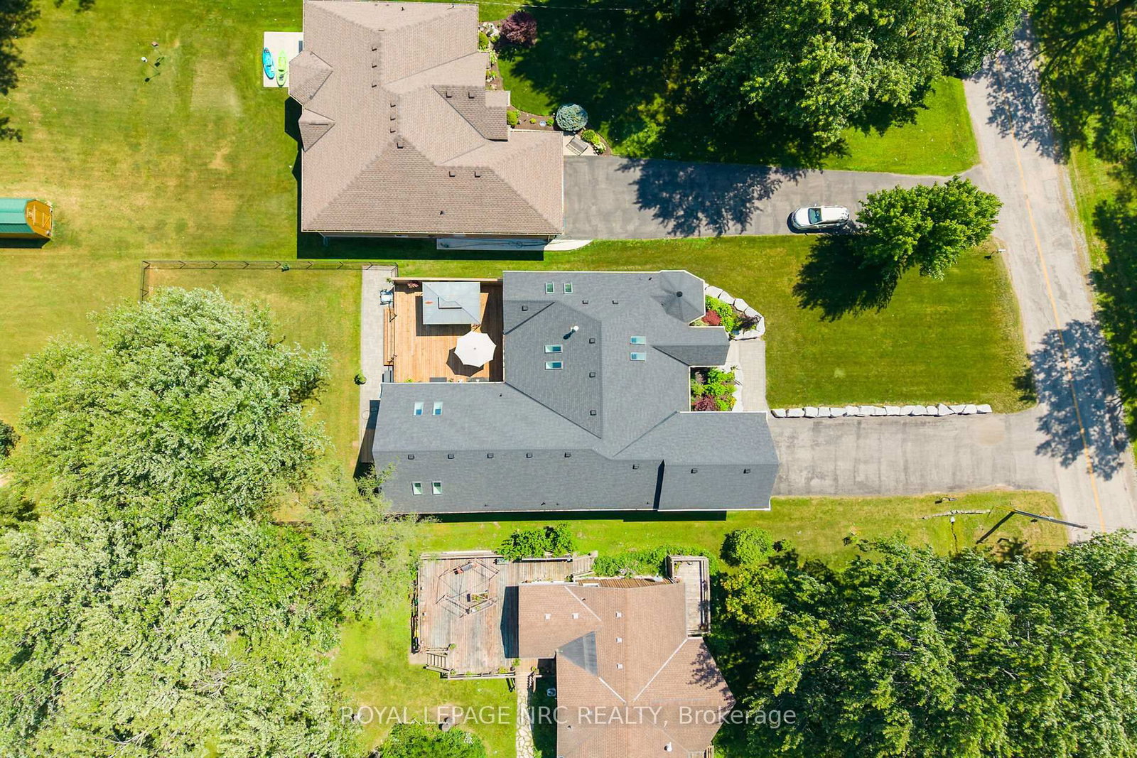 410 Kingsway Road • Welland, ON photo 36
