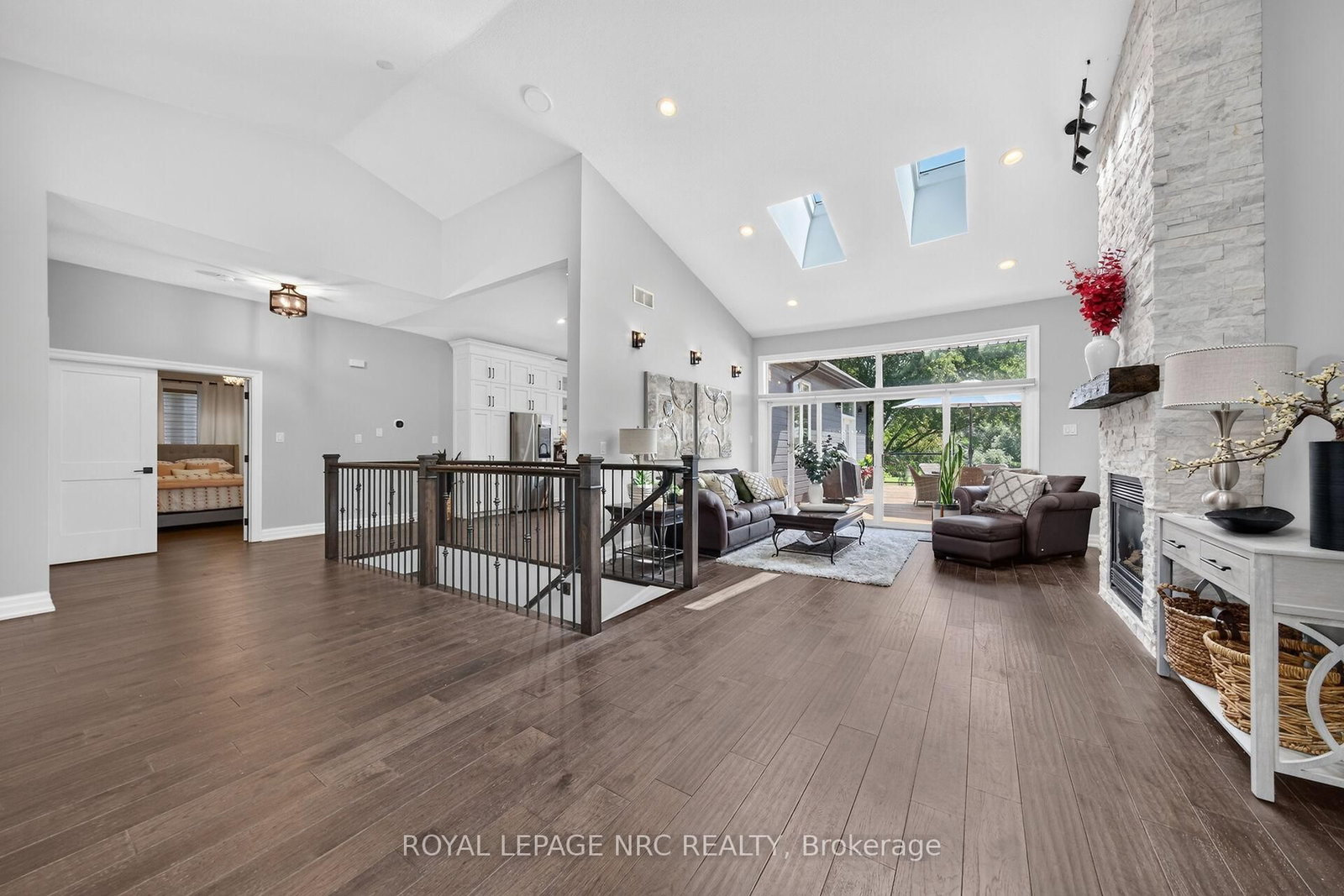 410 Kingsway Road • Welland, ON photo 9
