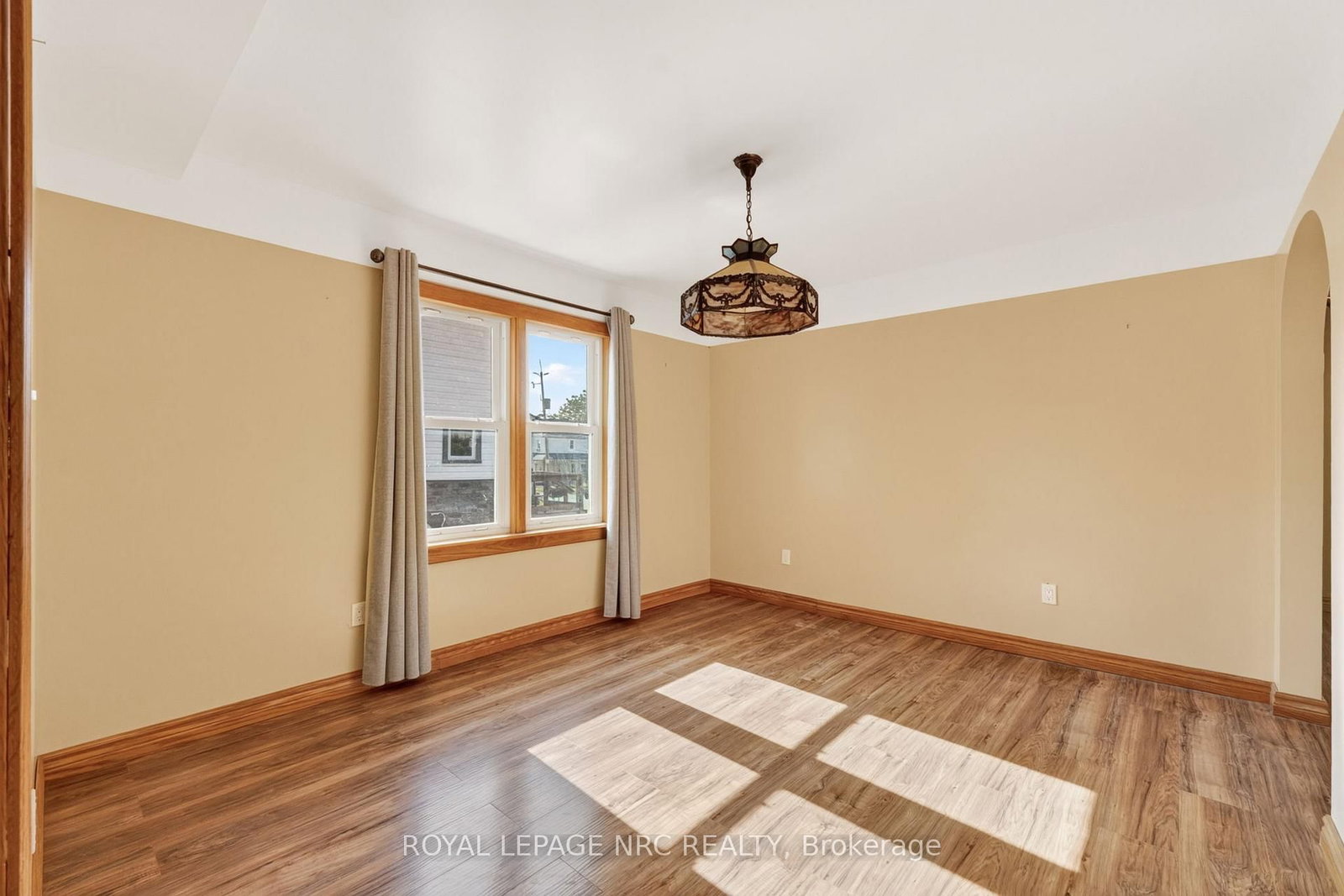 239 Phipps Street • Fort Erie, ON photo 14