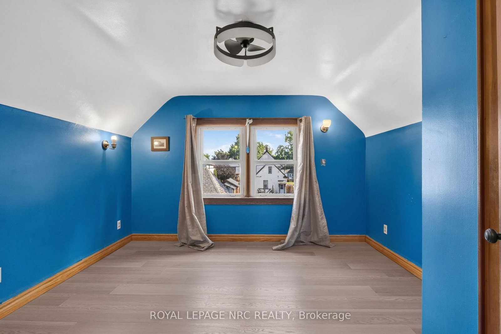 239 Phipps Street • Fort Erie, ON photo 21