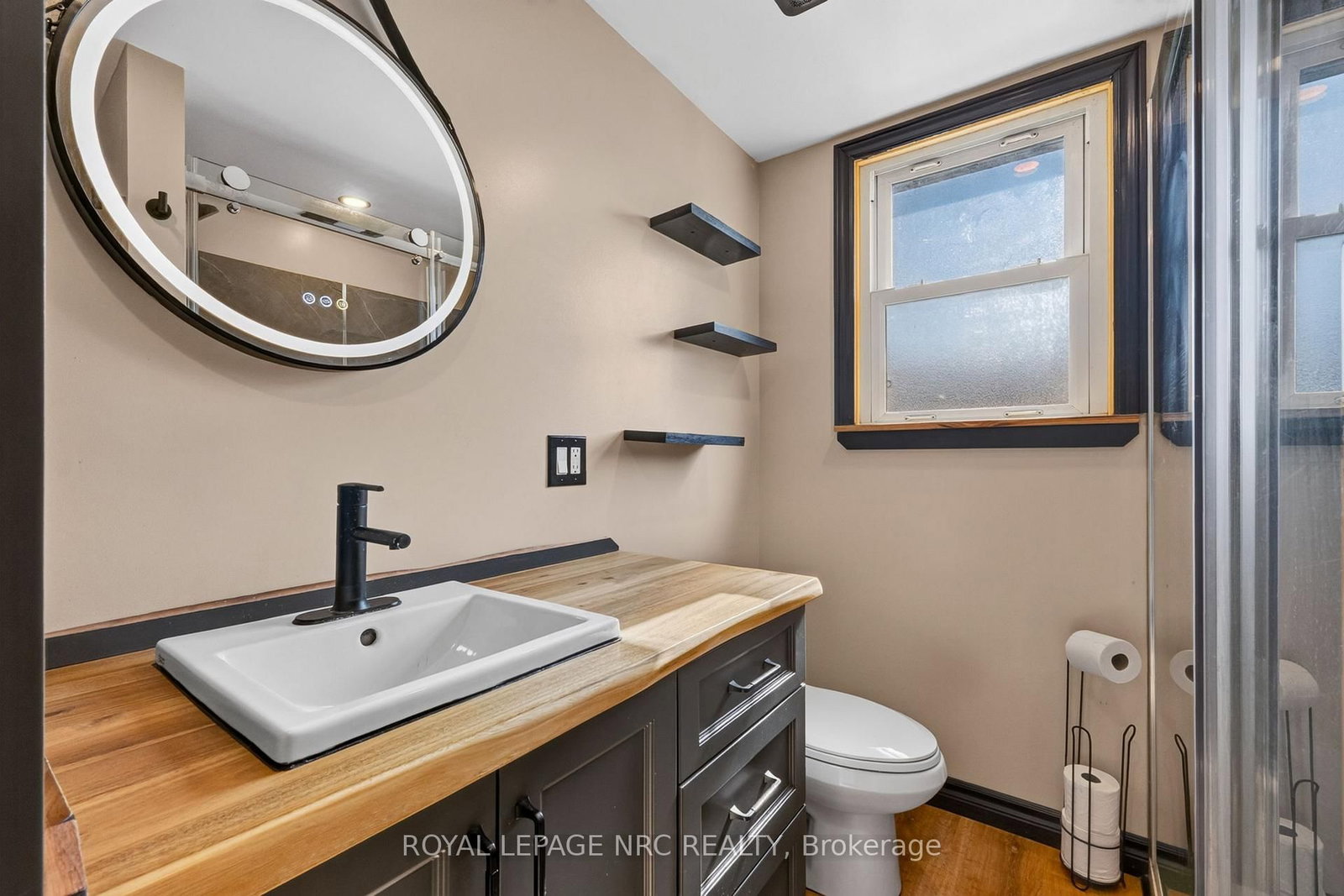 239 Phipps Street • Fort Erie, ON photo 26