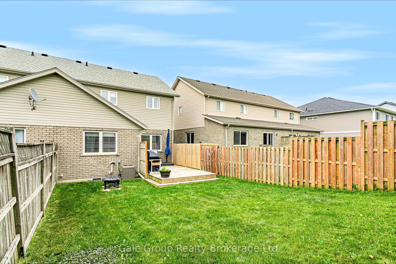 719 Southwood Way • Woodstock, ON photo 22