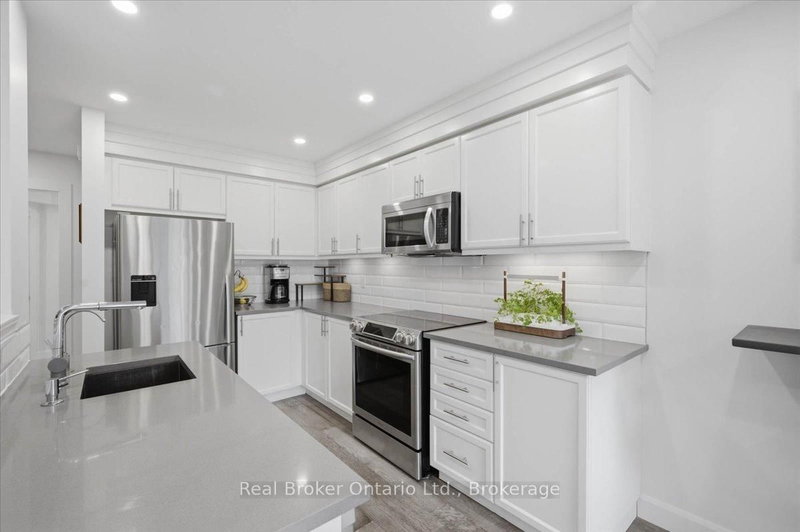 home for lease on 54 Laughland Lane