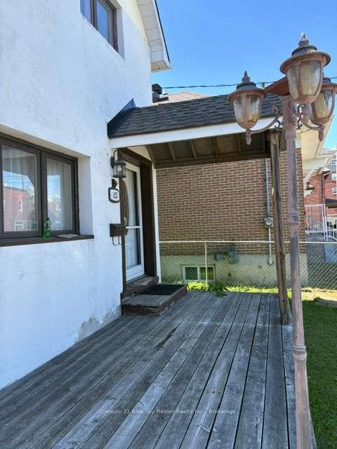 425 E Worthington Street • North Bay, ON photo 2