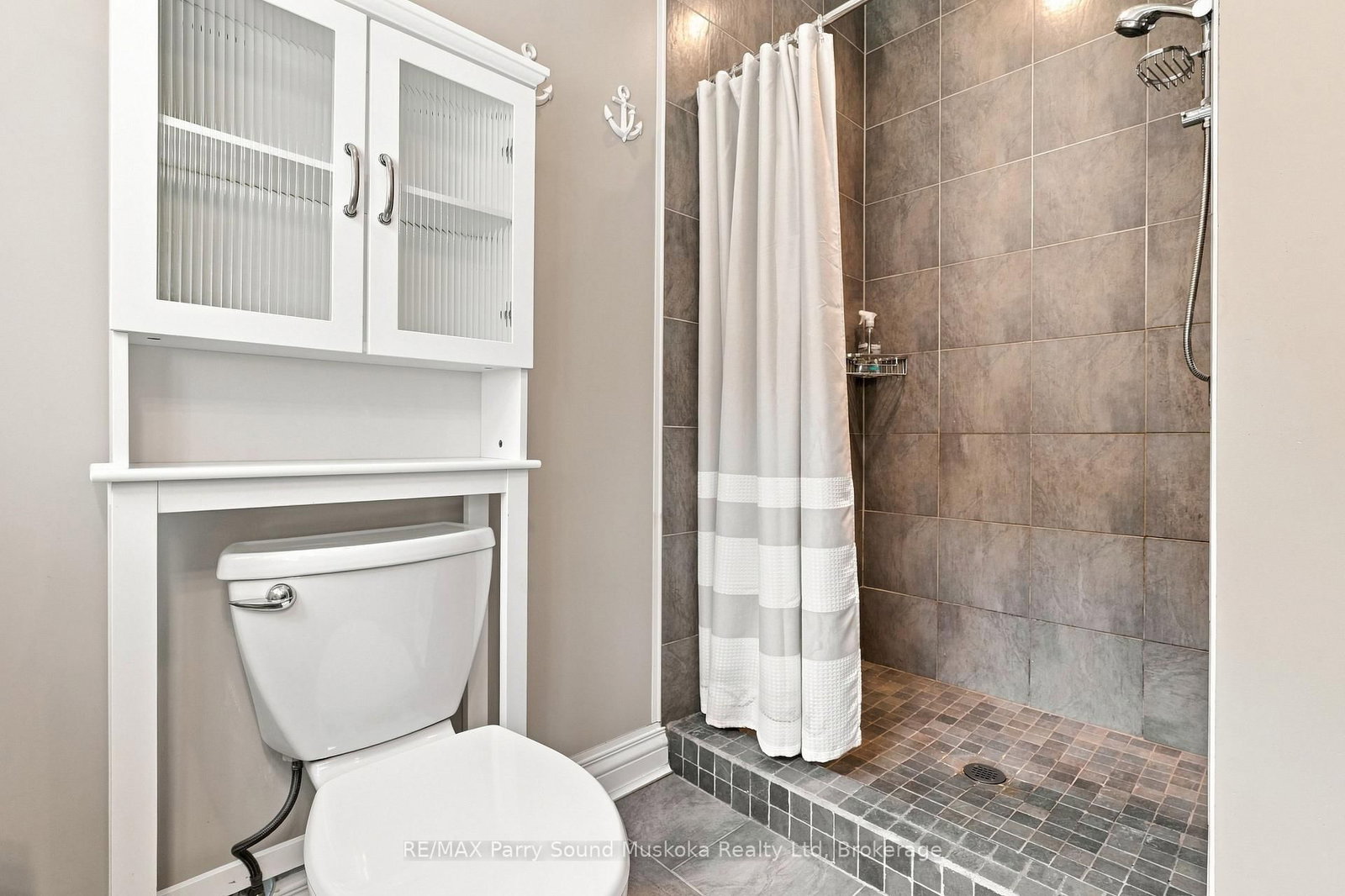 9 Desmasdons Road • The Archipelago, ON photo 18