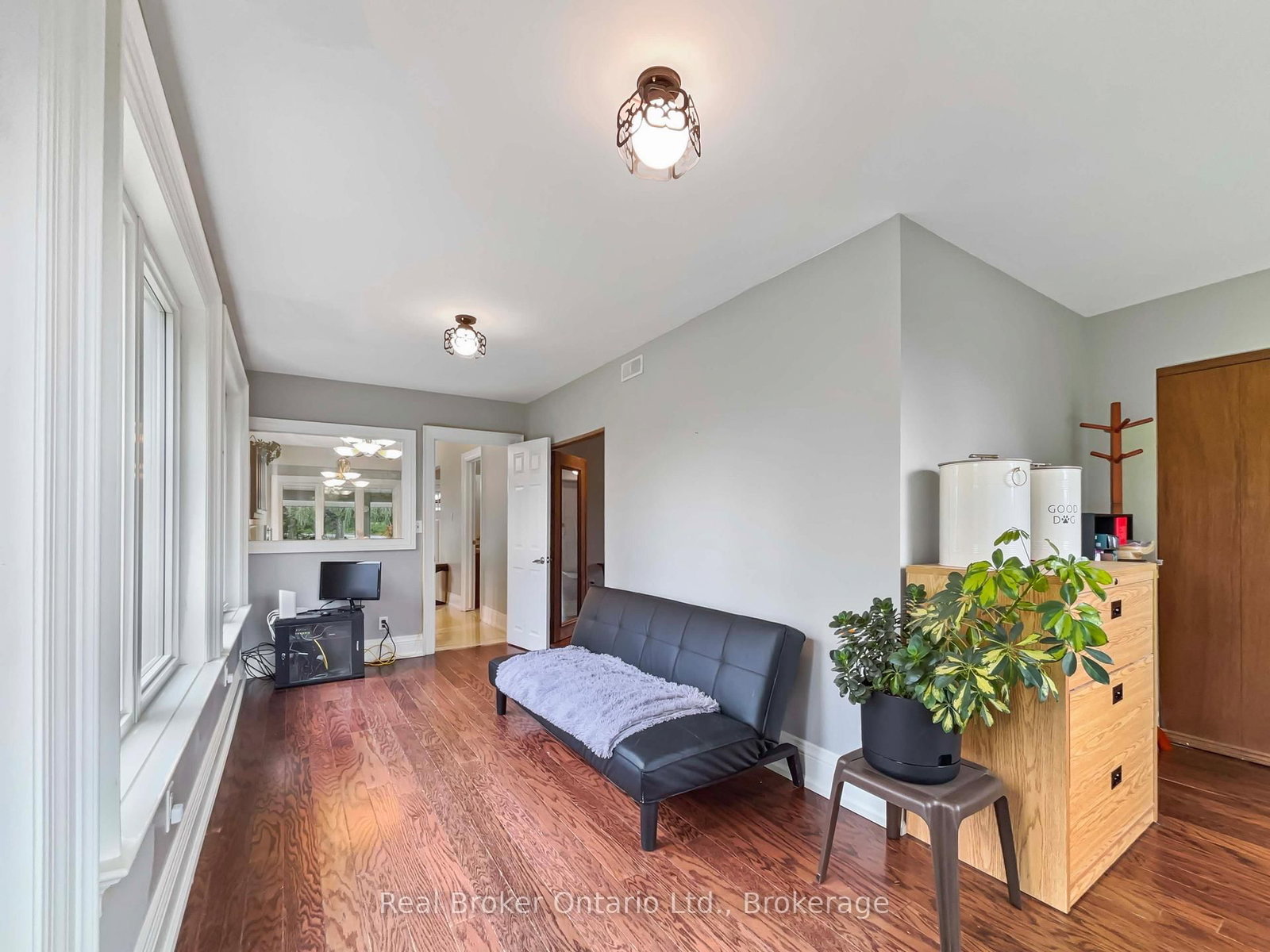 138 Cockshutt Road • Brantford, ON photo 10