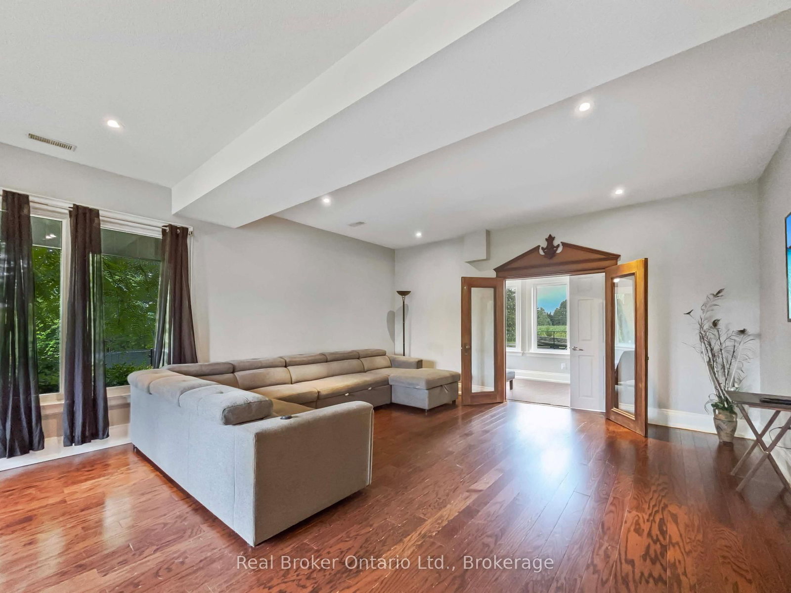 138 Cockshutt Road • Brantford, ON photo 11