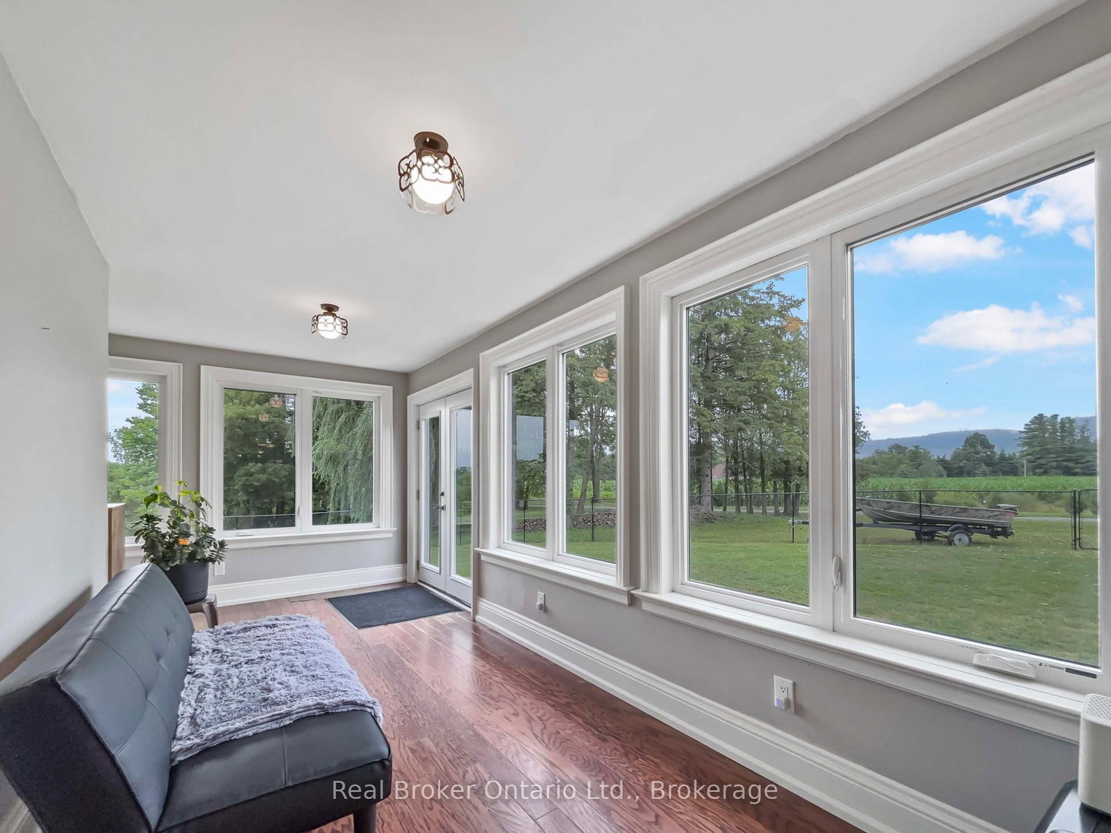 138 Cockshutt Road • Brantford, ON photo 15