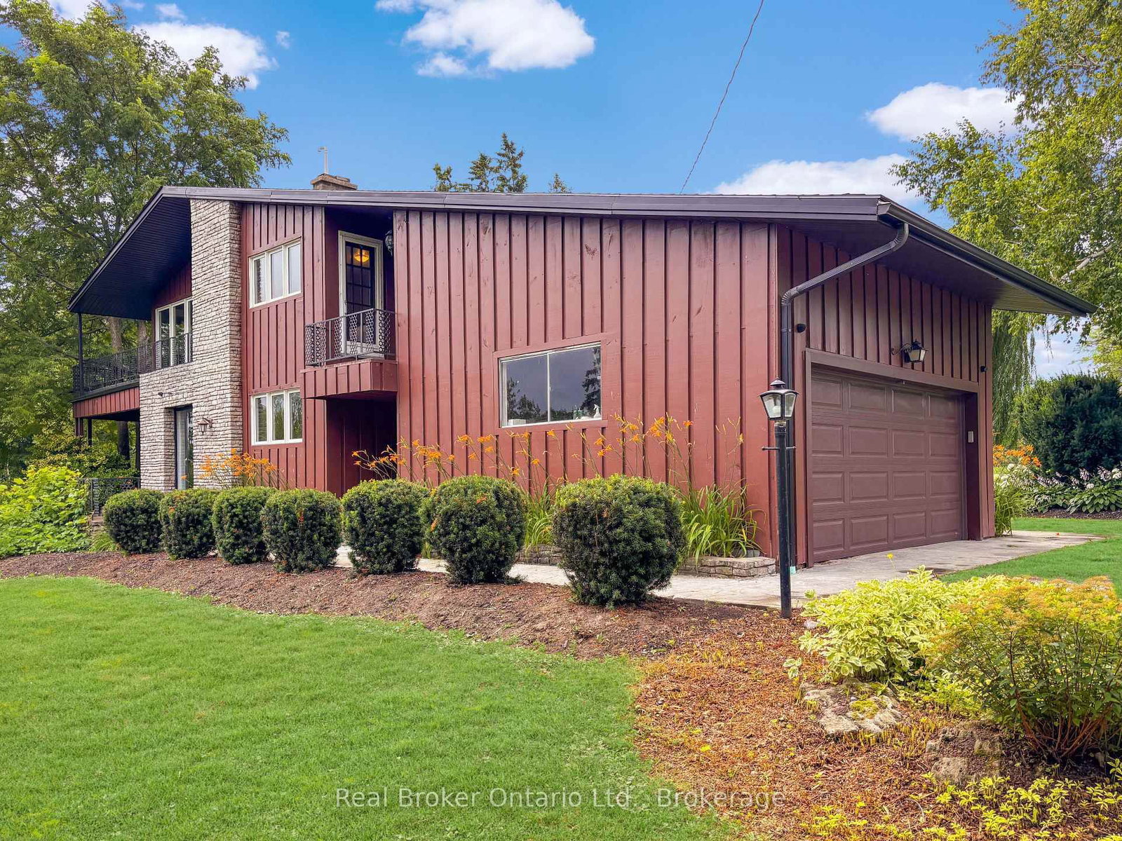 138 Cockshutt Road • Brantford, ON photo 3