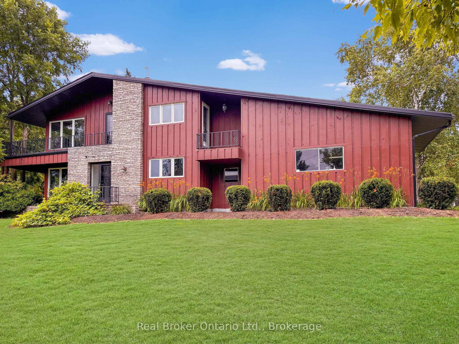 138 Cockshutt Road • Brantford, ON photo 35