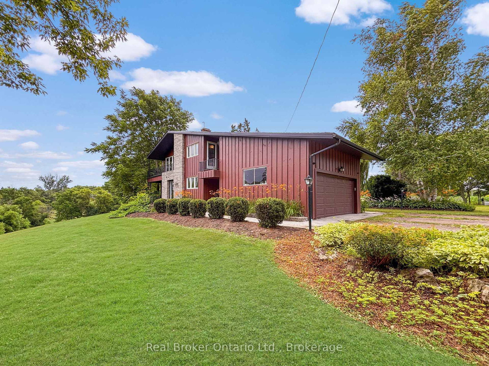 138 Cockshutt Road • Brantford, ON photo 37