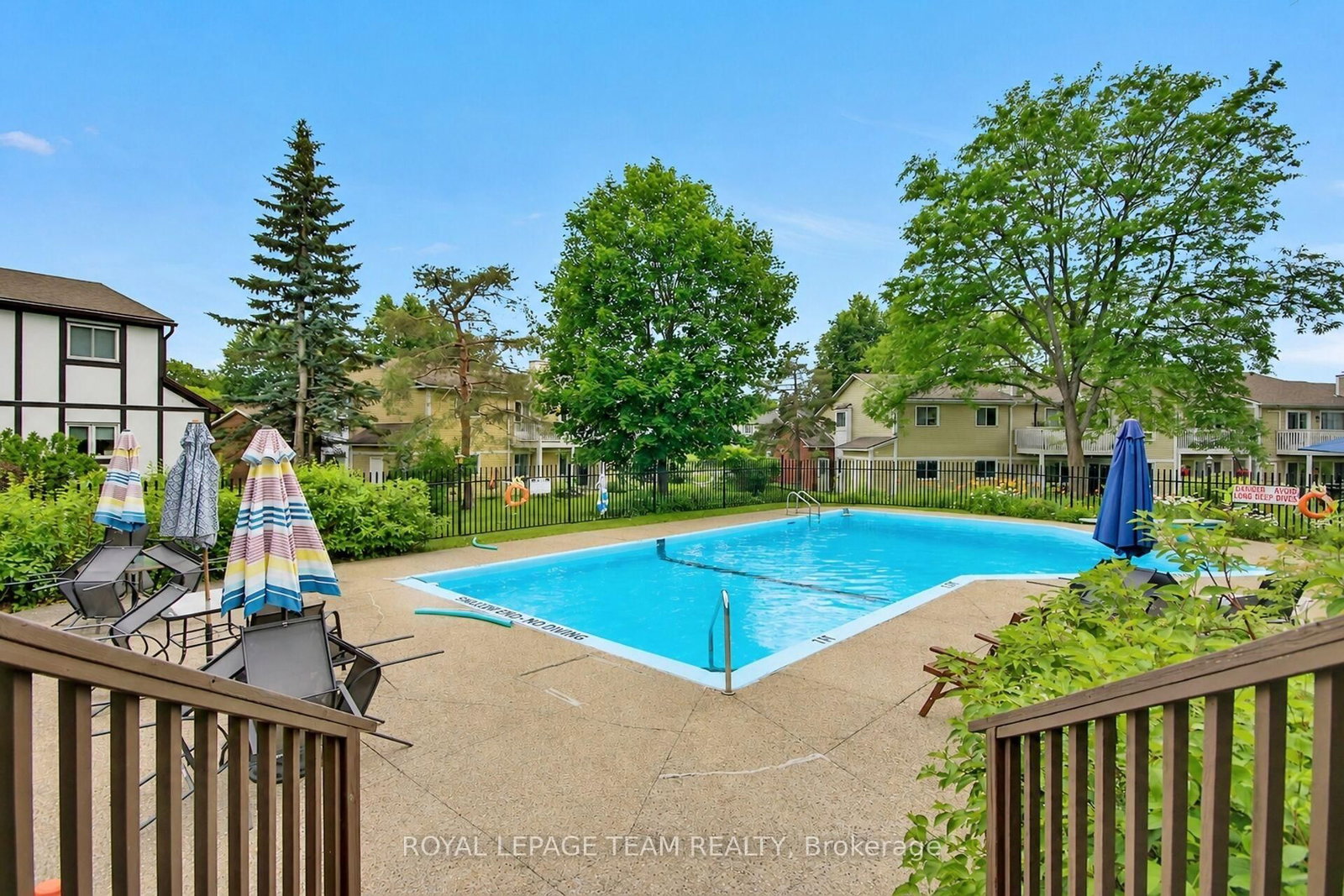 10 Stonehill Court • #B • Kanata, ON photo 36