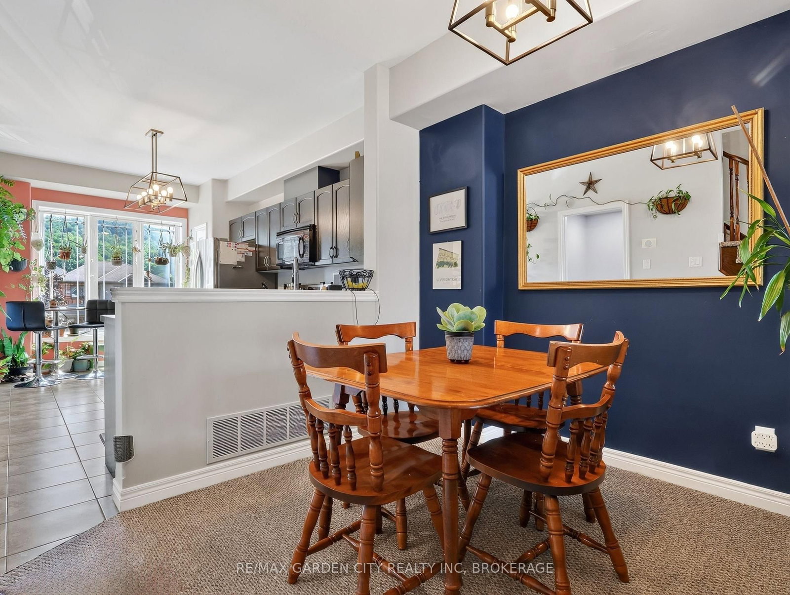 91 Willow Lane • Grimsby, ON photo 12