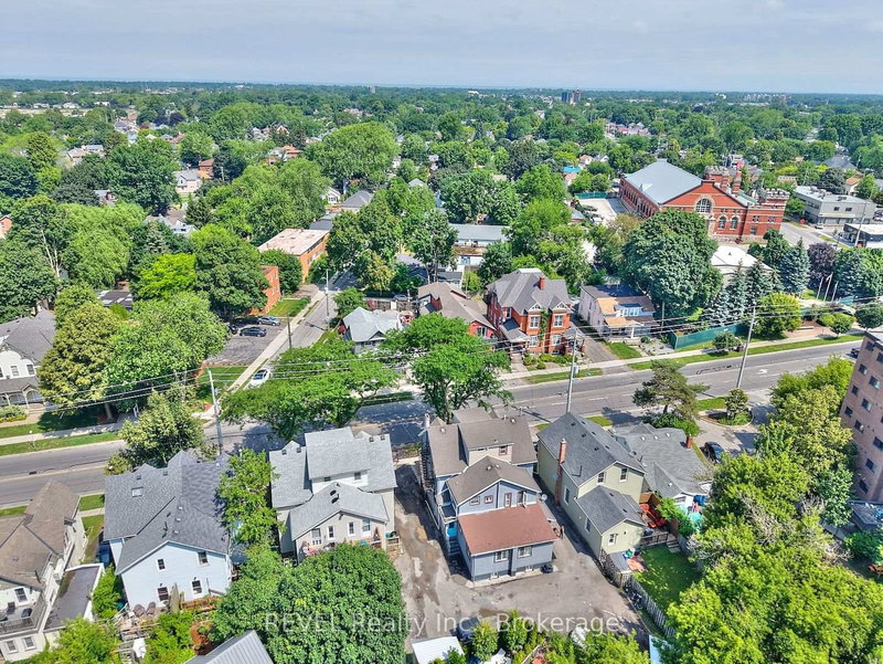 50 Welland Avenue