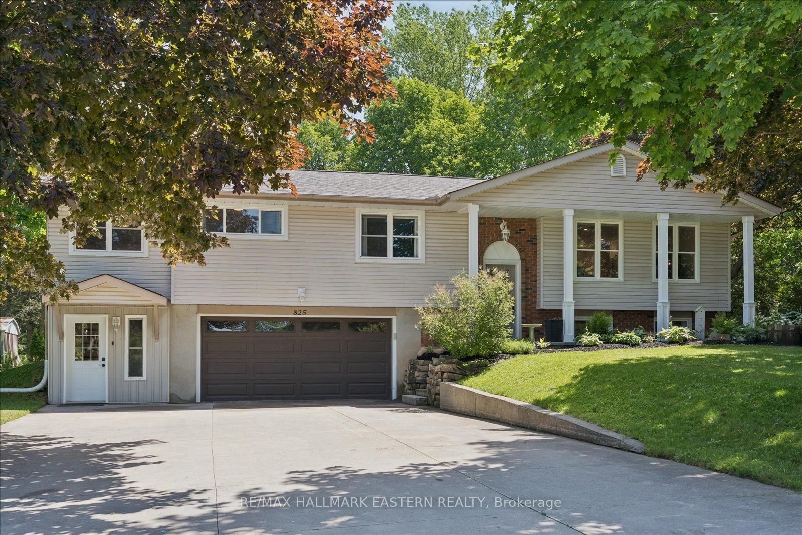 Detached House sold at 825 Tindle Bay Road, Selwyn, Ontario, K9J 6X3 - Selwyn - MLS: X13525856