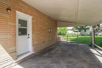 822 Argyle Street • Peterborough, ON photo 4