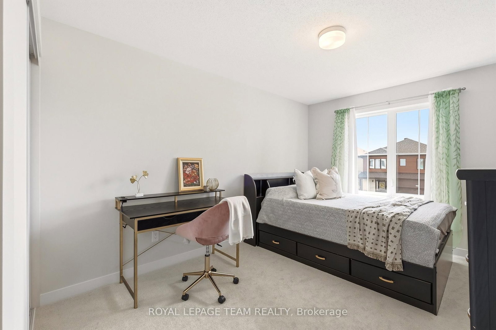 184 Robert Perry Street • North Grenville, ON photo 25