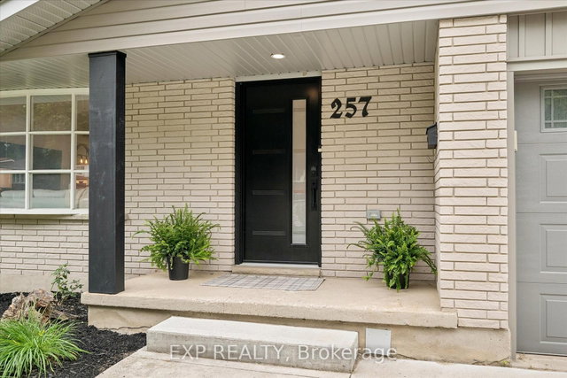 257 Laurentian Drive