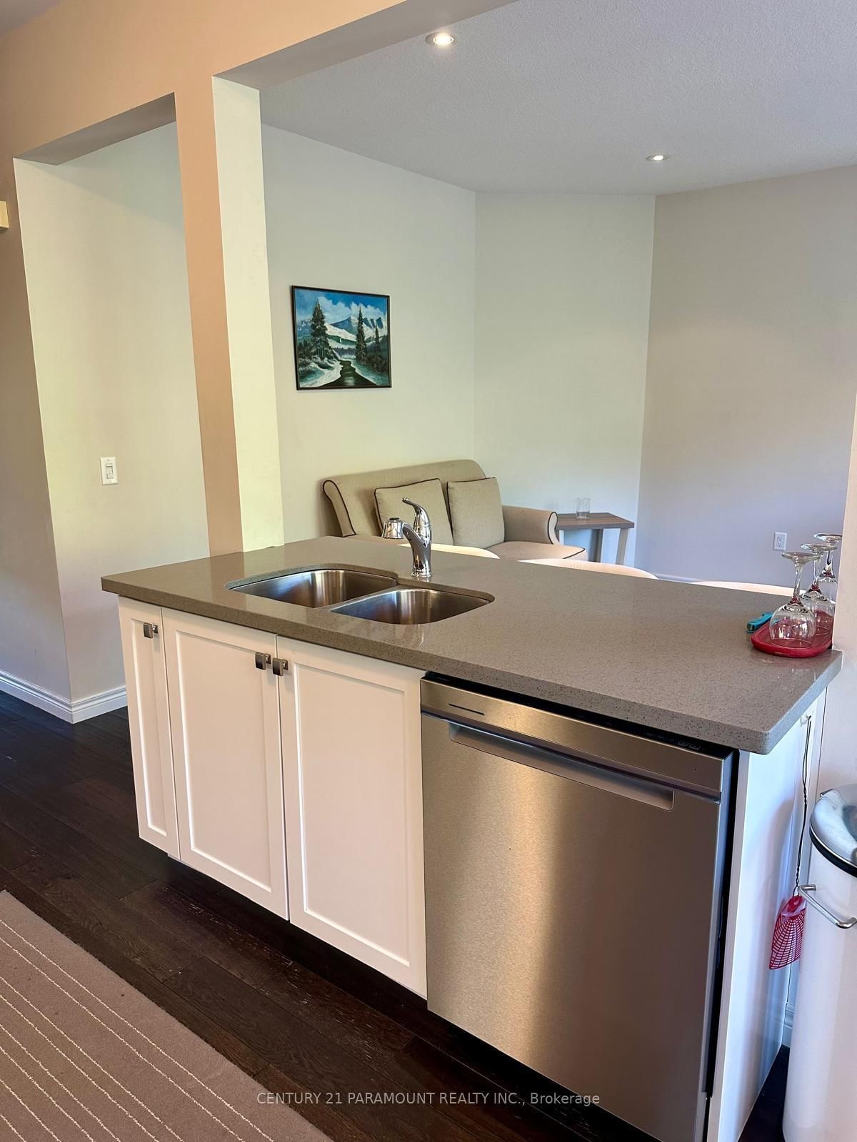 120 Delphi Lane • Blue Mountains, ON photo 3