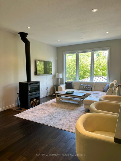 120 Delphi Lane • Blue Mountains, ON photo 5