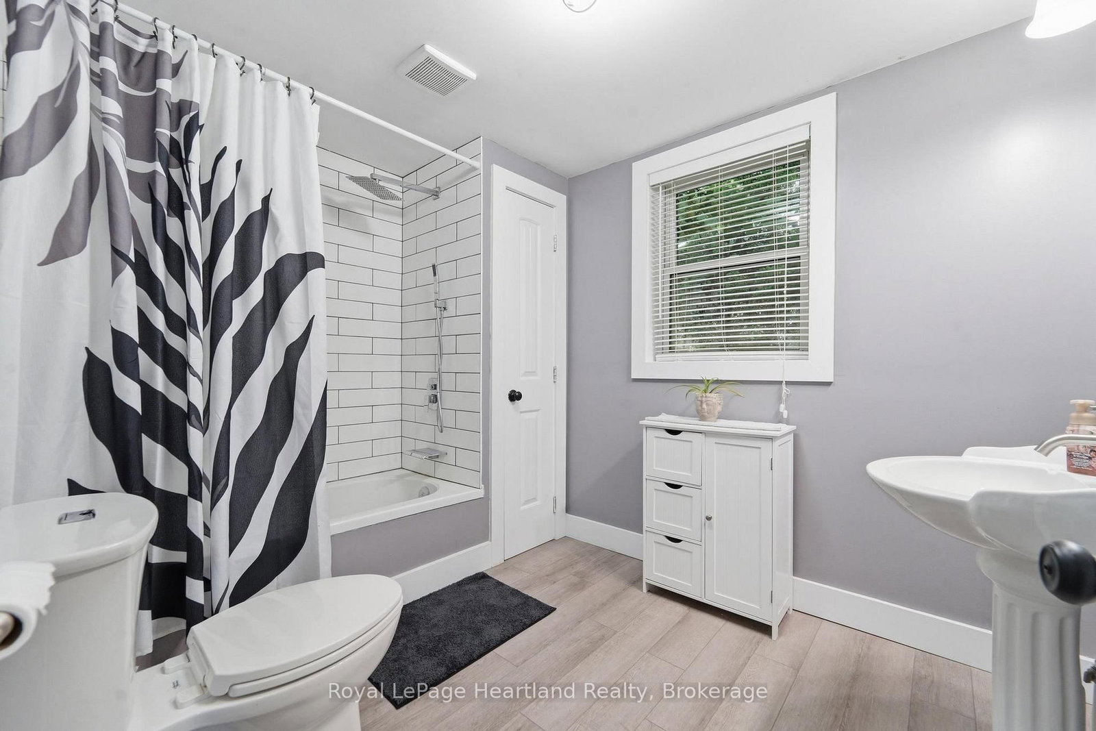 20 William Street S • Central Huron, ON photo 13