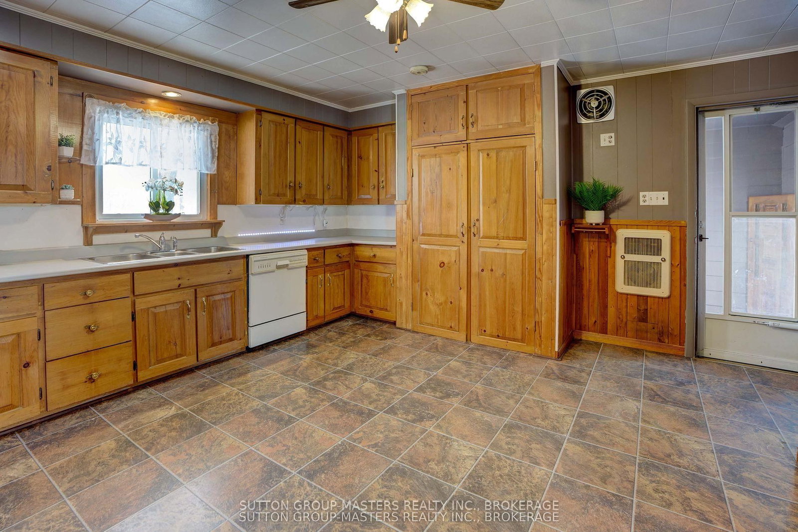 3248 Highway 32 Highway • Leeds and the Thousand Islands, ON photo 15